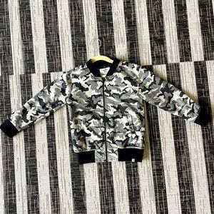 Boys Sovereign ⭐️ Code Los Angeles zip up light weight jacket